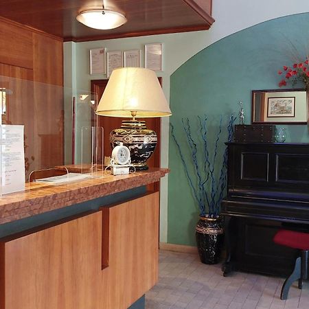 Hotel Etrusco セスト・フィオレンティーノ エクステリア 写真