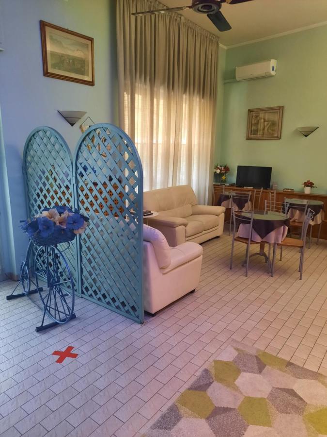 Hotel Etrusco セスト・フィオレンティーノ エクステリア 写真