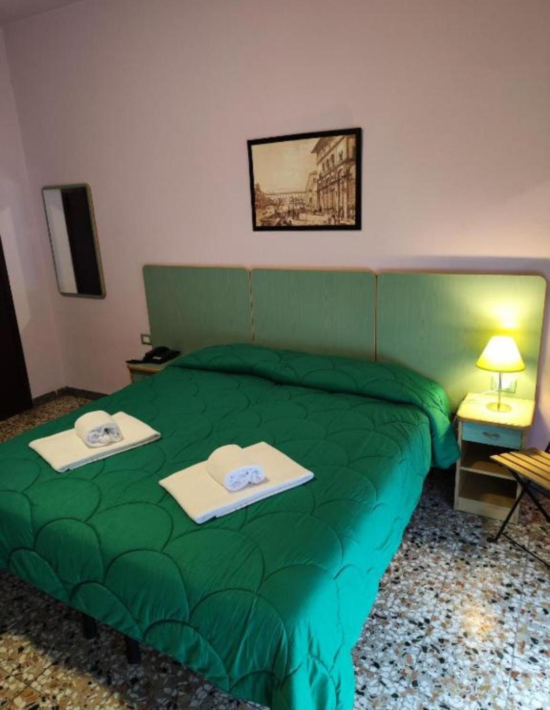 Hotel Etrusco セスト・フィオレンティーノ エクステリア 写真